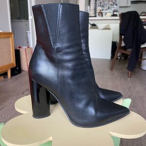 Barbara Bui black leather boots - size 37 1/2 - great condition